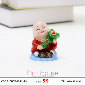 គ្រឿងតំាងលម្អថ្មB9