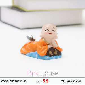 គ្រឿងតំាងលម្អថ្មB7