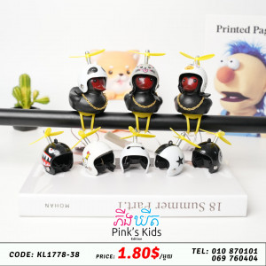 តុក្កតាតំាងលើម៉ូតូX12