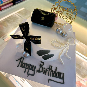 នំខេក ​រូបកាបូប CHANEL